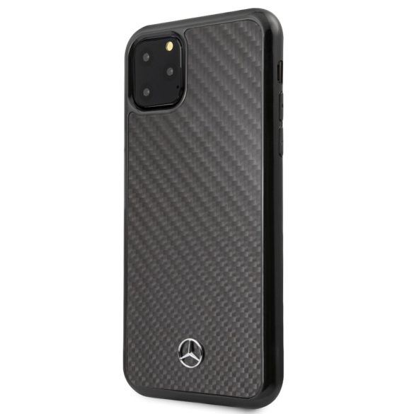 Mercedes-Benz iPhone 11 Pro Max Dynamic Carbon (MEHCN65RCABK) hátlap, tok, fekete